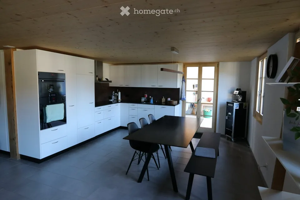 Appartamento moderno 3.5 locali (piano rialzato) in una ex fattoria