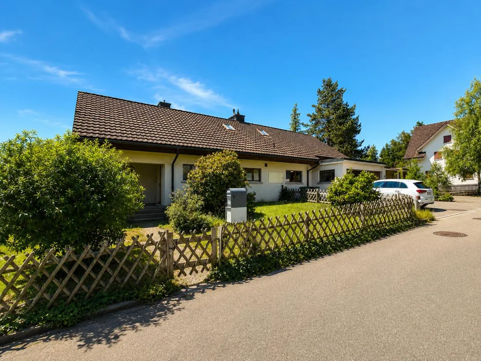 First occupancy: renovated and spacious 3.5-room attic apartment