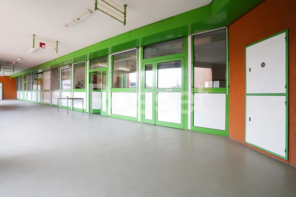 Locaux artisanaux d'env.102 m² au 4 ème étage – Foto 2 von 4