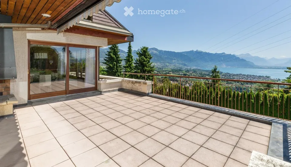 Tenuta prestigiosa con vista panoramica sul lago Chardonne