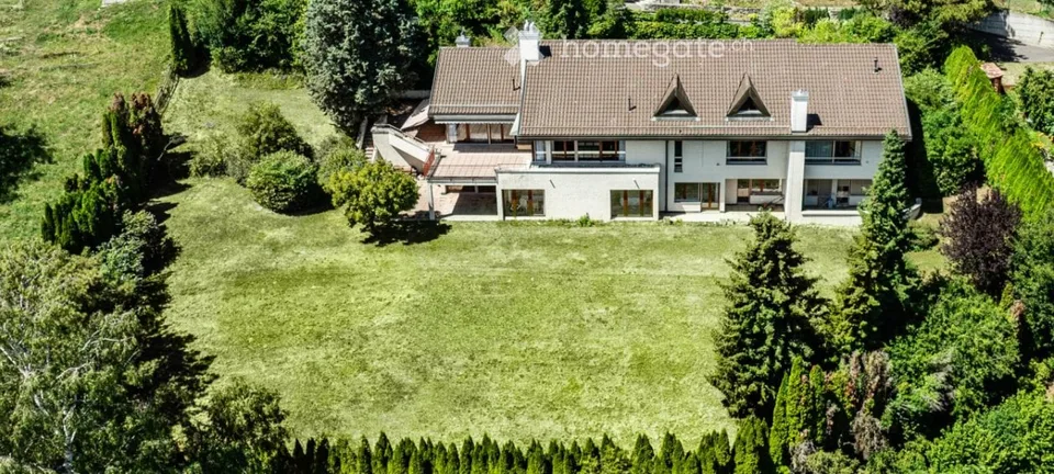 Tenuta prestigiosa con vista panoramica sul lago Chardonne