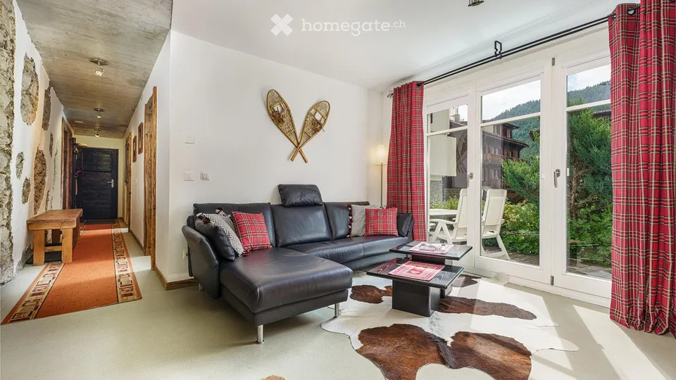 Delizioso appartamento di 3 camere con terrazza e giardino - centro del villaggio