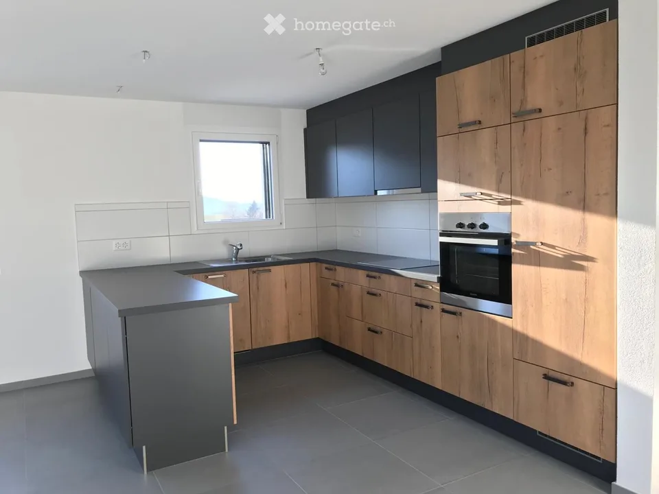 For rent beautiful 4.5 rooms in Orsonnens