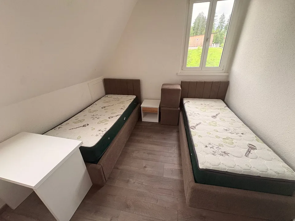 Chambre meublée pour 1–2 personnes – Oberrüti, tout inclus