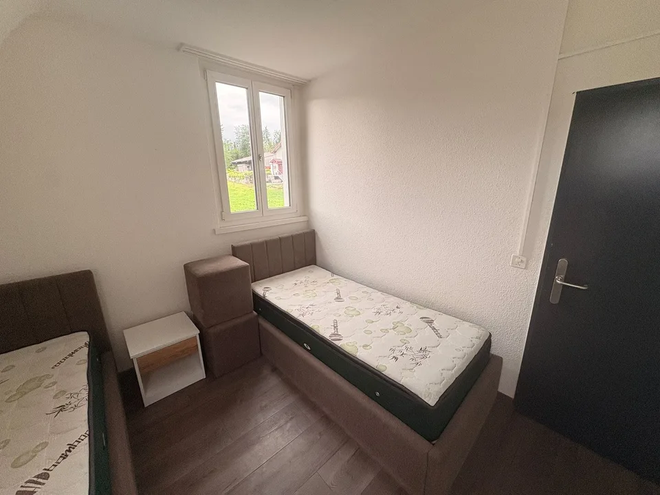 Chambre meublée pour 1–2 personnes – Oberrüti, tout inclus