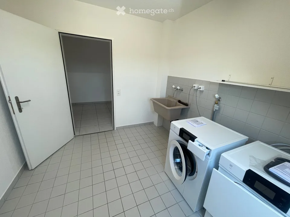 Beautiful 4.5-room apartment with terrace and garage in Kloten