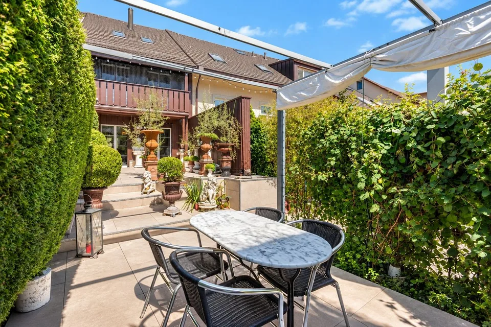 5.5-Zimmer-Haus mit geschütztem Gartenparadies in Stadel – Foto 5 von 6