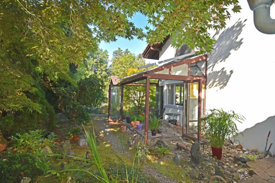 Maison unifamiliale indépendante avec jardin idyllique – photo 8 sur 17