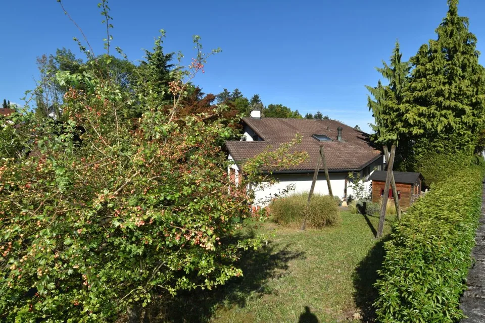 Maison unifamiliale indépendante avec jardin idyllique – photo 2 sur 17
