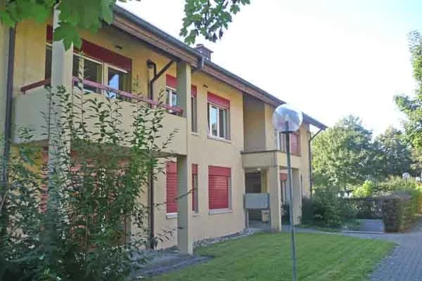 Appartement dans un quartier résidentiel calme et beau - limité jusqu'au 30.06.2027!