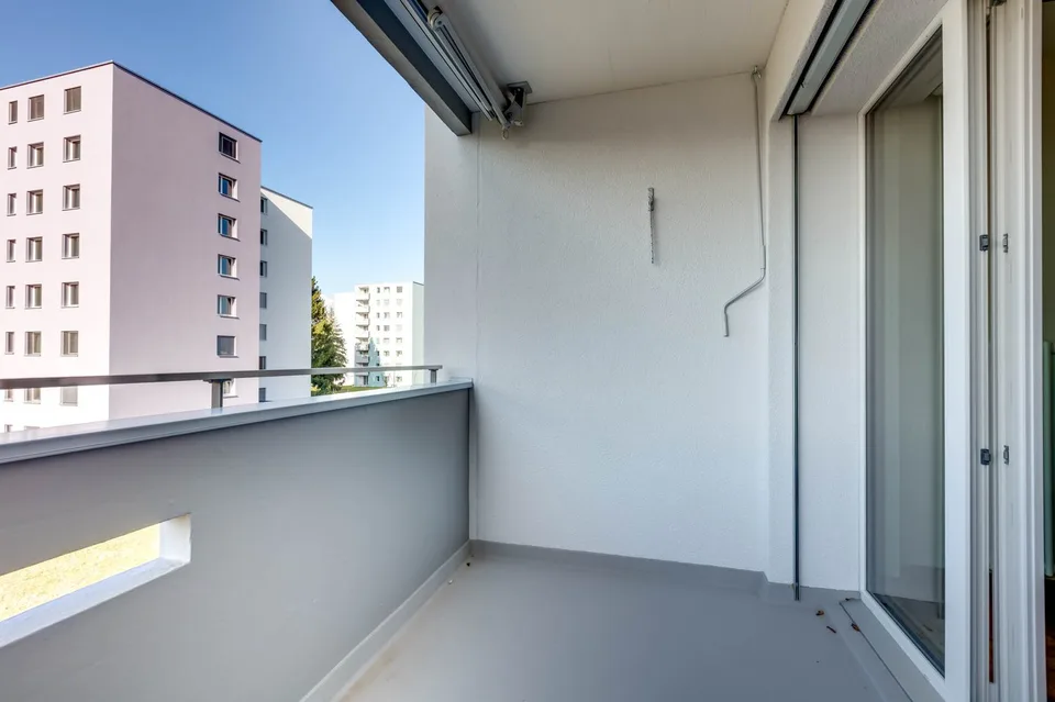 Ideale Wohnung für Familien - direkt gegenüber vom Schulhaus.