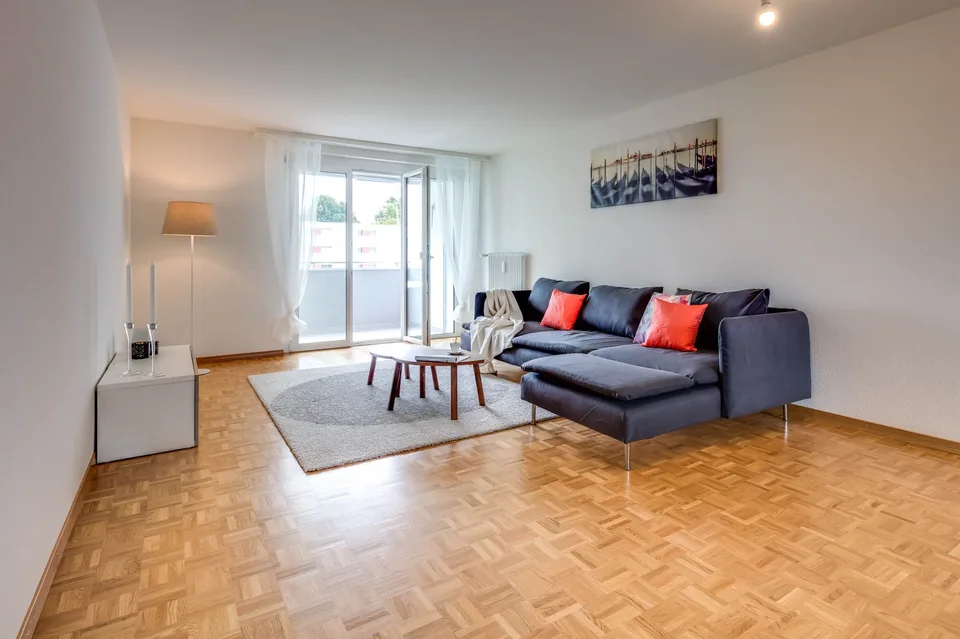 Ideale Wohnung für Familien - direkt gegenüber vom Schulhaus.