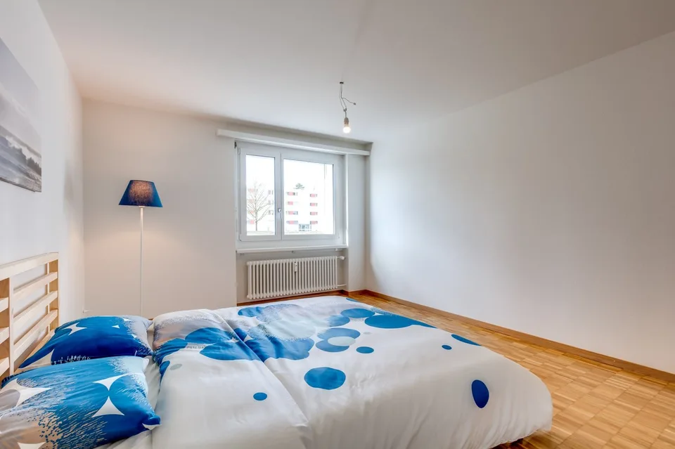 Ideale Wohnung für Familien - direkt gegenüber vom Schulhaus.