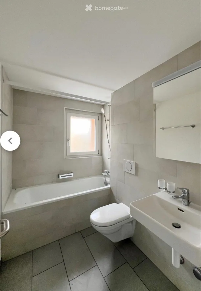 Appartement moderne 3 pièces avec balcon – récemment rénové !