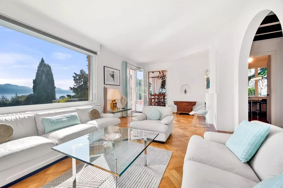 Incantevole proprietà con atmosfera mediterranea e vista lago a Pully – foto 11 di 13