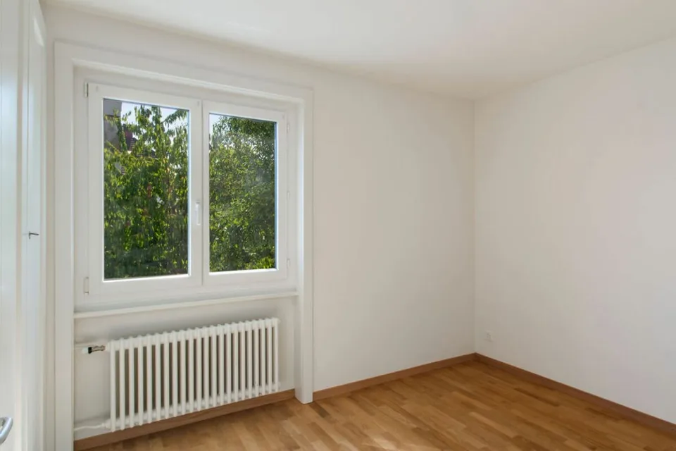 Corcelles, bel appartement de 3.5 pièces avec balcon, garage, place de parc – photo 10 sur 27