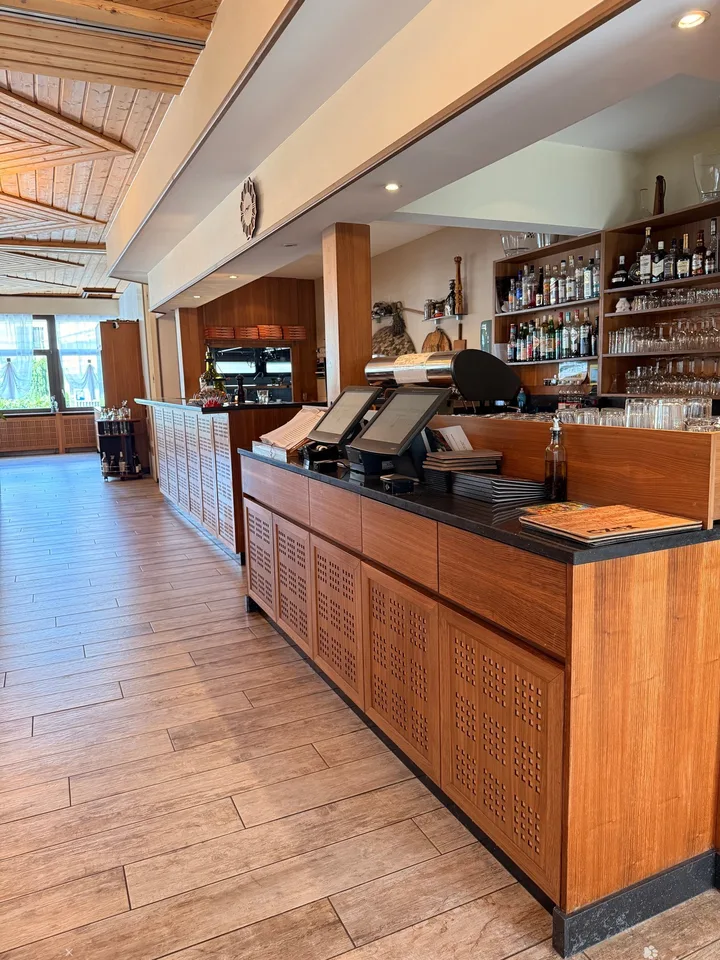 Locataire expérimenté et innovant recherché pour restaurant bien entretenu à Biel – photo 2 sur 12