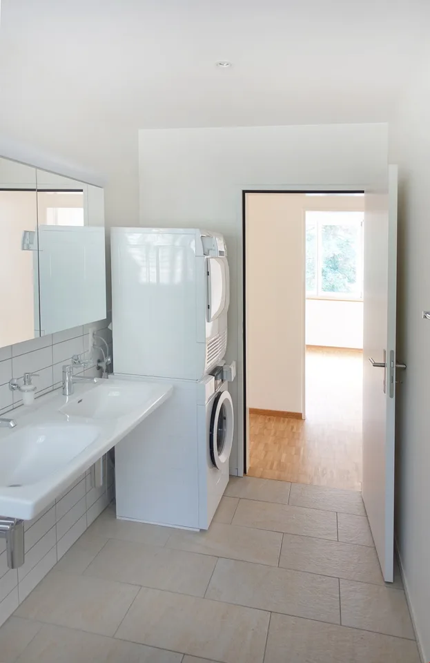 Helle und grosszügige Wohnung – Foto 2 von 7