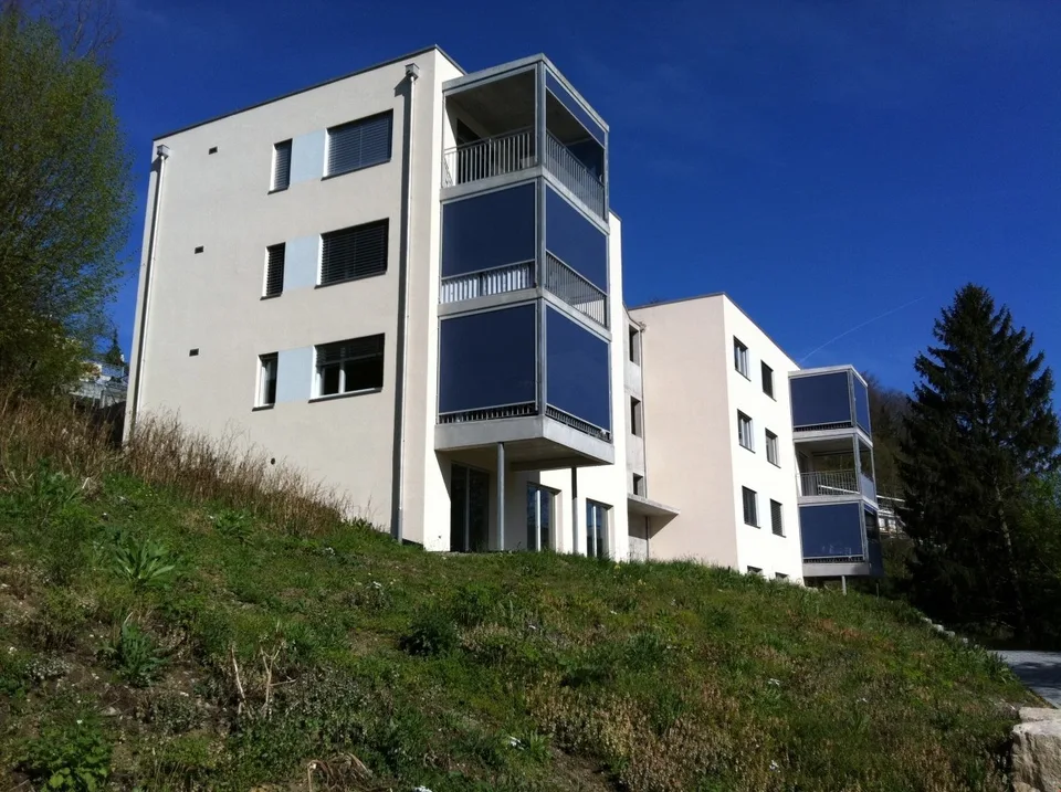 Helle und grosszügige Wohnung – Foto 3 von 7