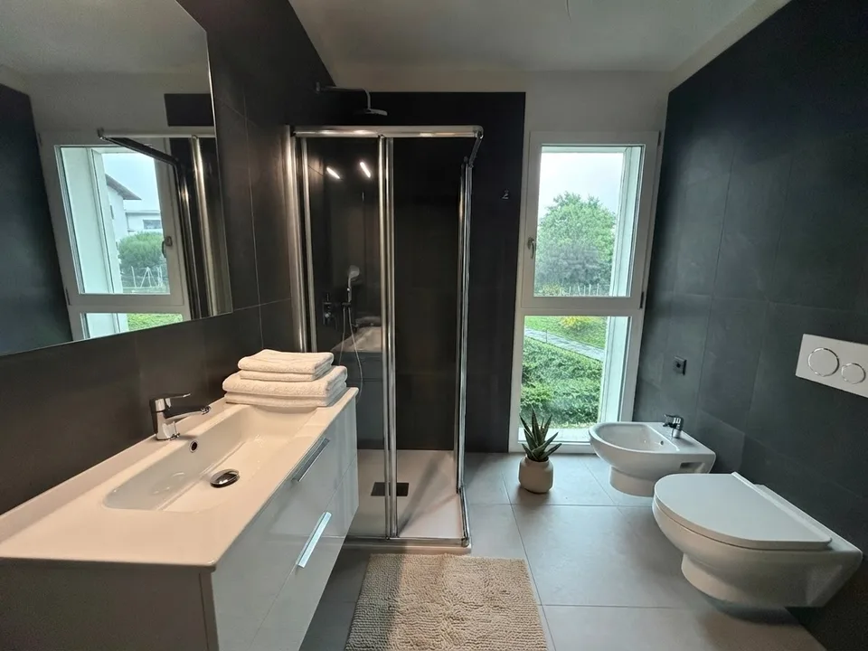 Clear | Spacious 2.5 Rooms | Rent CHF 1'300 – photo 5 of 5