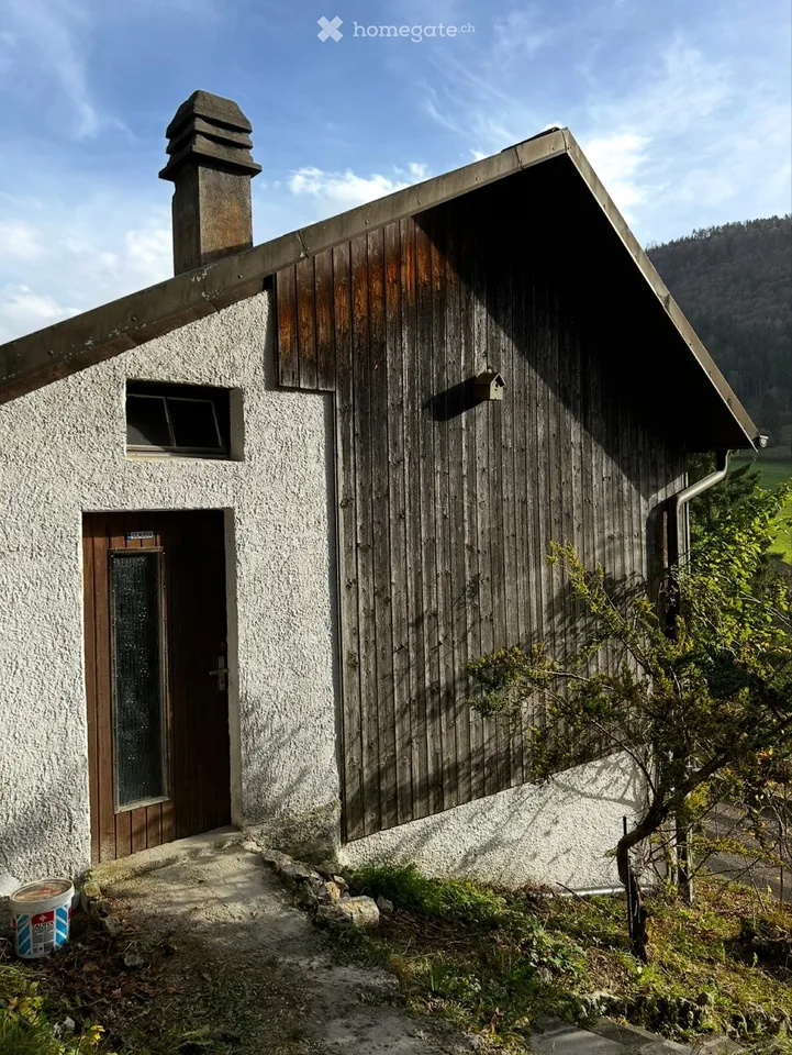 Charming small chalet