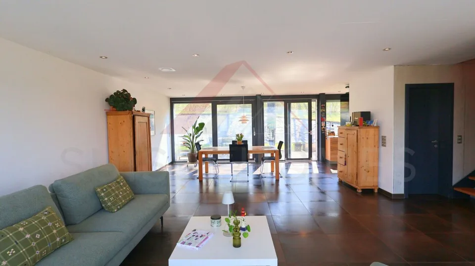 Vista mozzafiato - villa HPE di 5,5 locali su 1'119 m² – foto 3 di 23