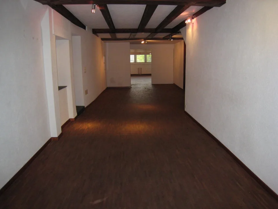 Ladenlokal in der Altstadt von Thun – Foto 6 von 9