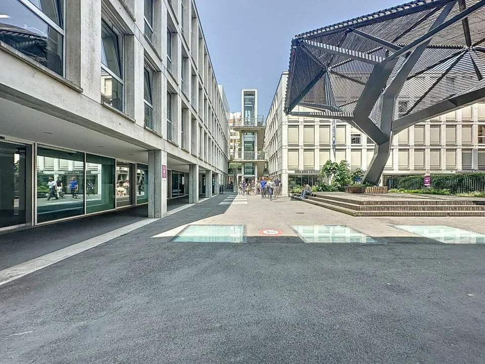 615m2 Sichtbarkeit im Herzen von Lausanne – Foto 8 von 9