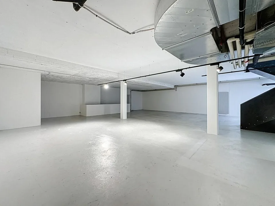 615m2 Sichtbarkeit im Herzen von Lausanne – Foto 6 von 9