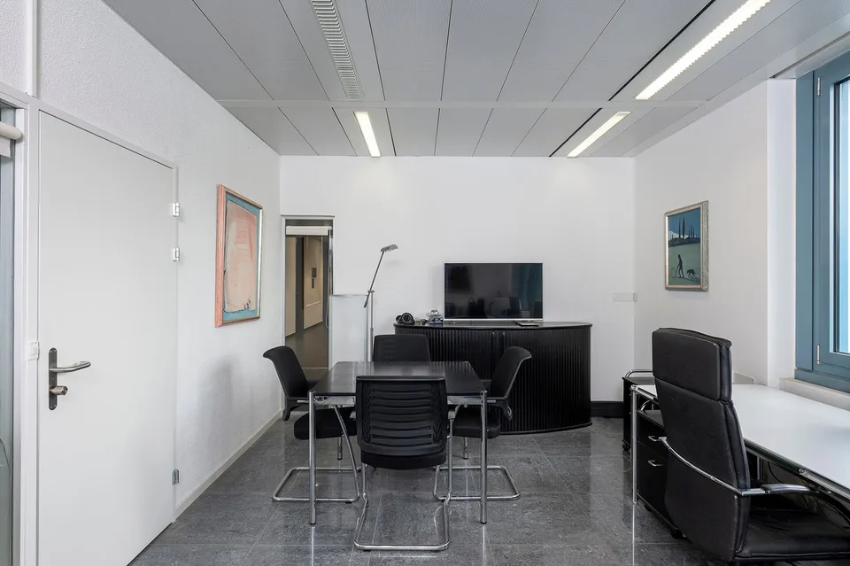 Bureau magnifique dans un emplacement parfait ! – photo 5 sur 8