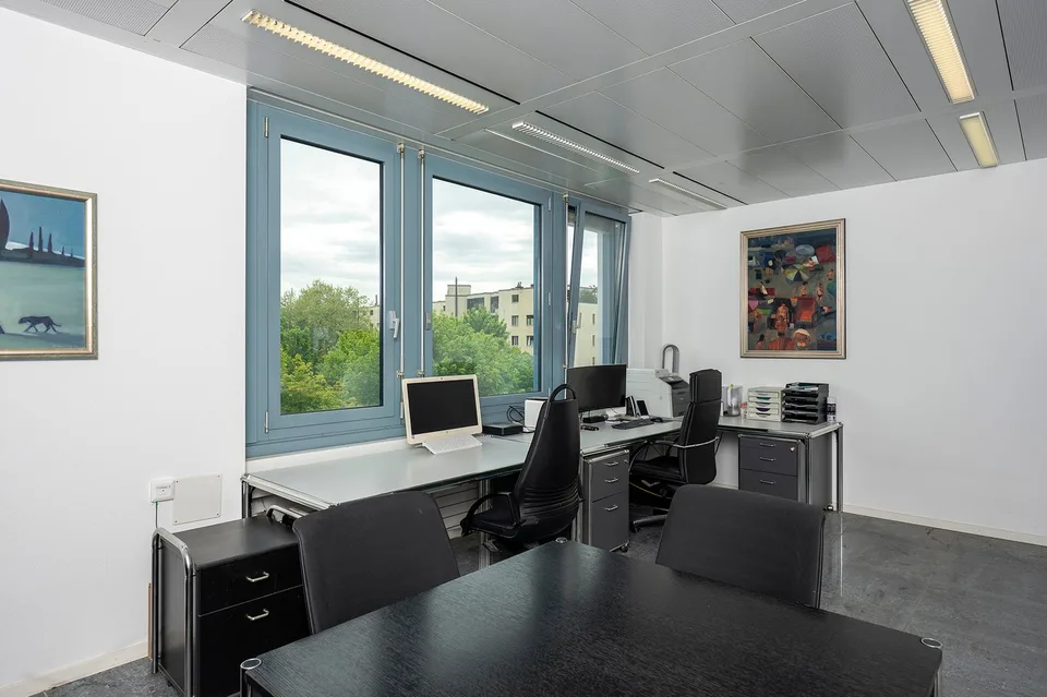 Bureau magnifique dans un emplacement parfait ! – photo 3 sur 8