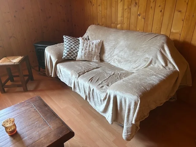 La Lécherette : une chambre en colocation disponible de suite.