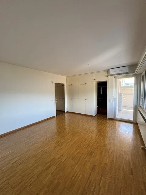 Mietwohnung 5.5 Zimmer Dachgeschoß mit Seeblick in Viganello – Foto 16 von 28