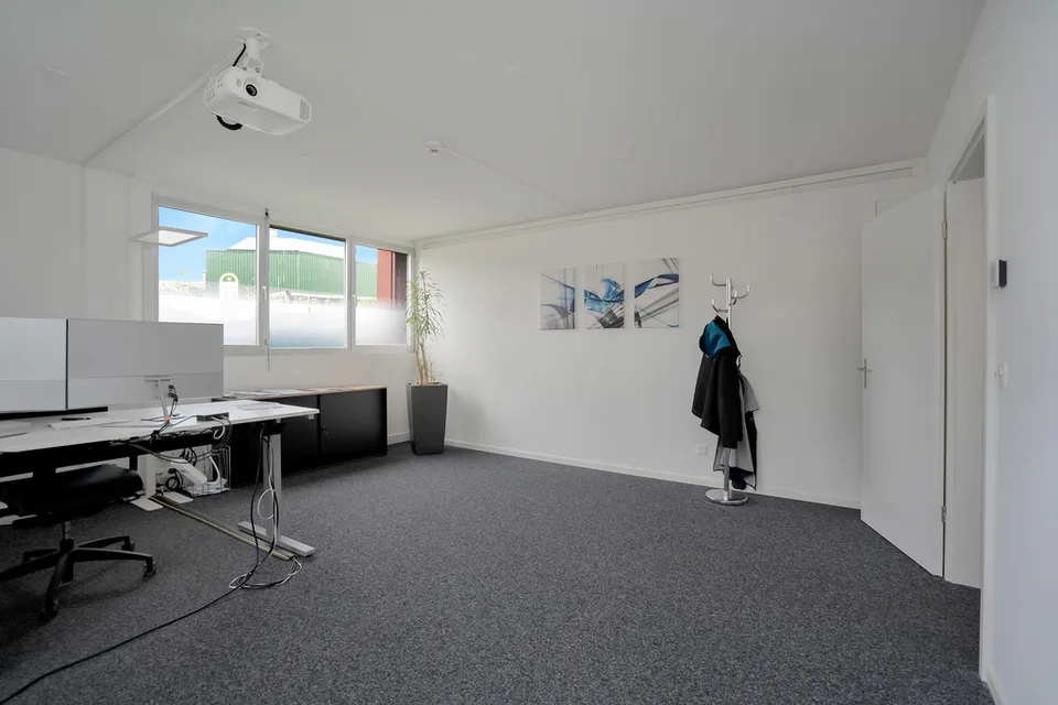 Moderne Büroräumlichkeiten im Erdgeschoss – Foto 5 von 12