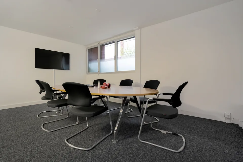 Moderne Büroräumlichkeiten im Erdgeschoss – Foto 12 von 12