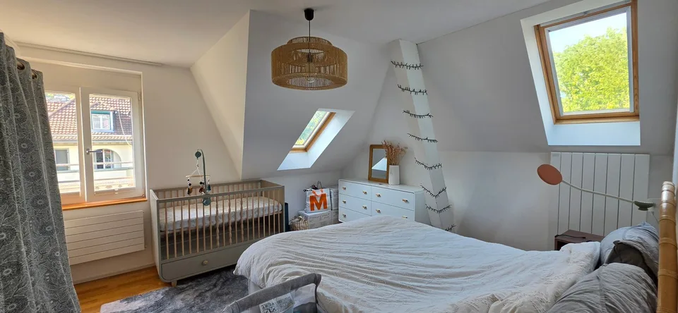 Moderne 3.5 Zimmer-Dachwohnung mit Galerie und Balkon – Foto 22 von 25
