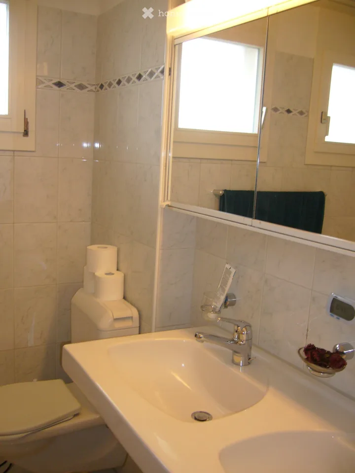 Appartement 4,5 pièces dans un emplacement central calme au 2e étage