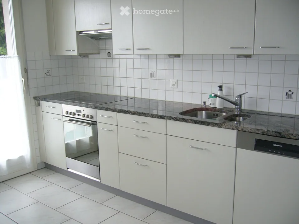 Appartement 4,5 pièces dans un emplacement central calme au 2e étage