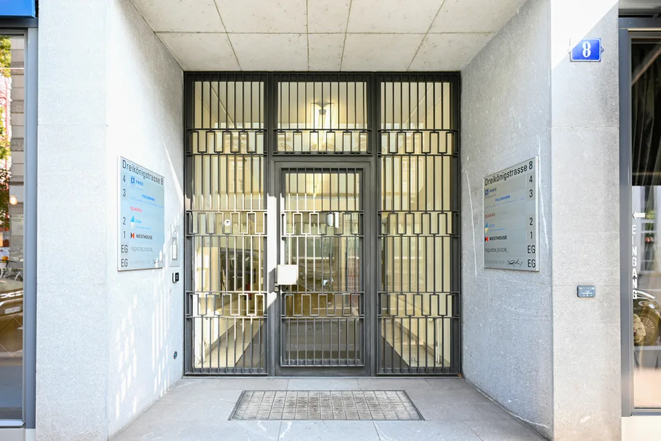 ATTRAKTIVES OFFICE AN BESTLAGE – Foto 2 von 12