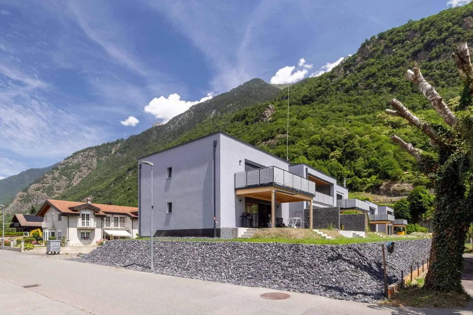 Prächtige 3.5-Zimmer-Wohnung mit eigenem Garten in einer neuen Residenz – Foto 9 von 9
