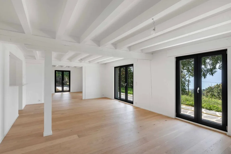 Villa contemporanea completamente ristrutturata con piscina – foto 3 di 6