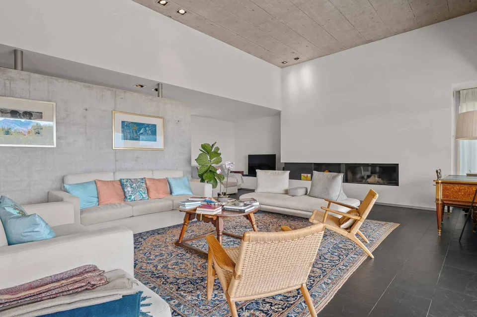 Appartamento contemporaneo nel cuore di St-Légier – foto 4 di 6