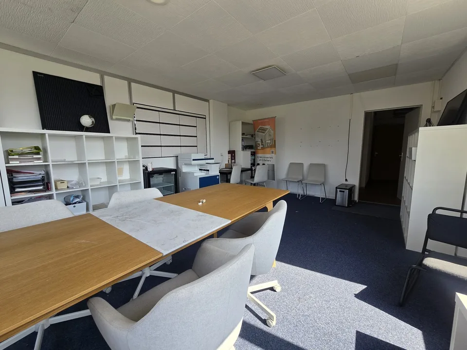 Office 92m2 - excellent location – photo 2 of 7