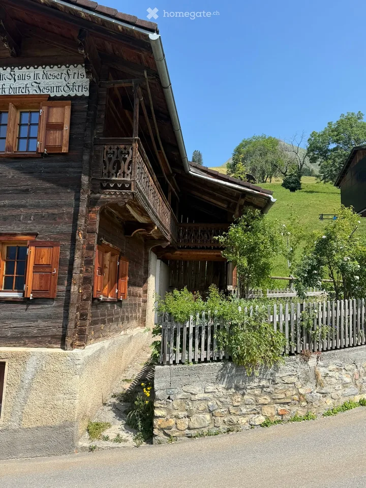 Casa in legno del 19esimo secolo in affitto a lungo termine a Calfreisen nel Schanfigg