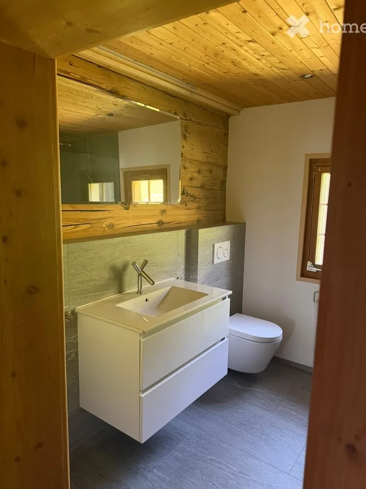 Casa in legno del 19esimo secolo in affitto a lungo termine a Calfreisen nel Schanfigg