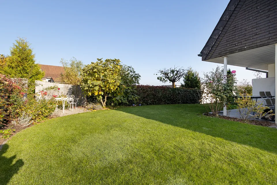 Casa unifamiliare attraente con sala hobby e giardino ben curato – foto 6 di 12