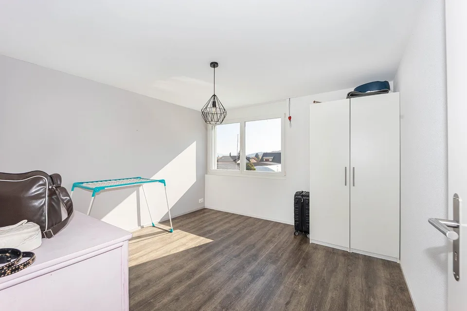 Casa unifamiliare esclusiva con grande terreno e piscina – foto 11 di 13