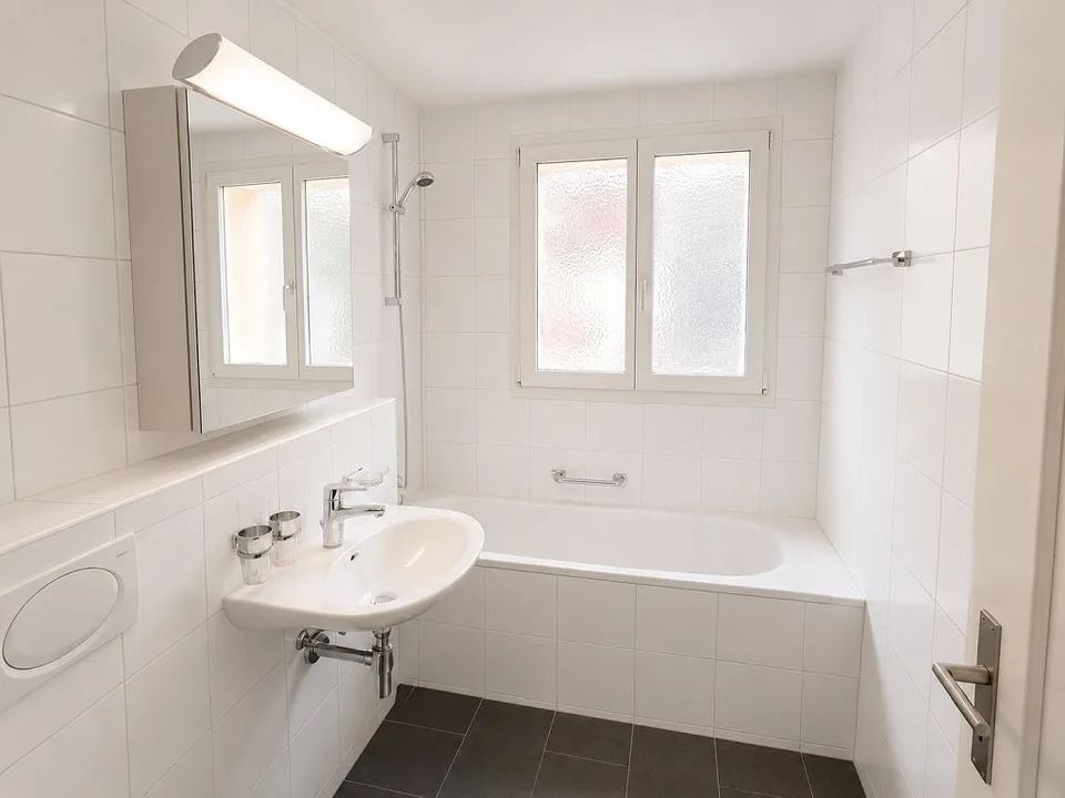 Appartement 4 Pièces, Rez-de-Chaussée Gauche