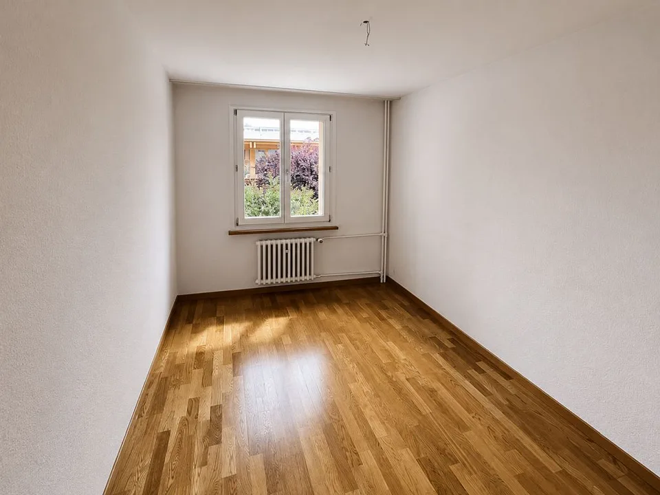 Appartement 4 Pièces, Rez-de-Chaussée Gauche