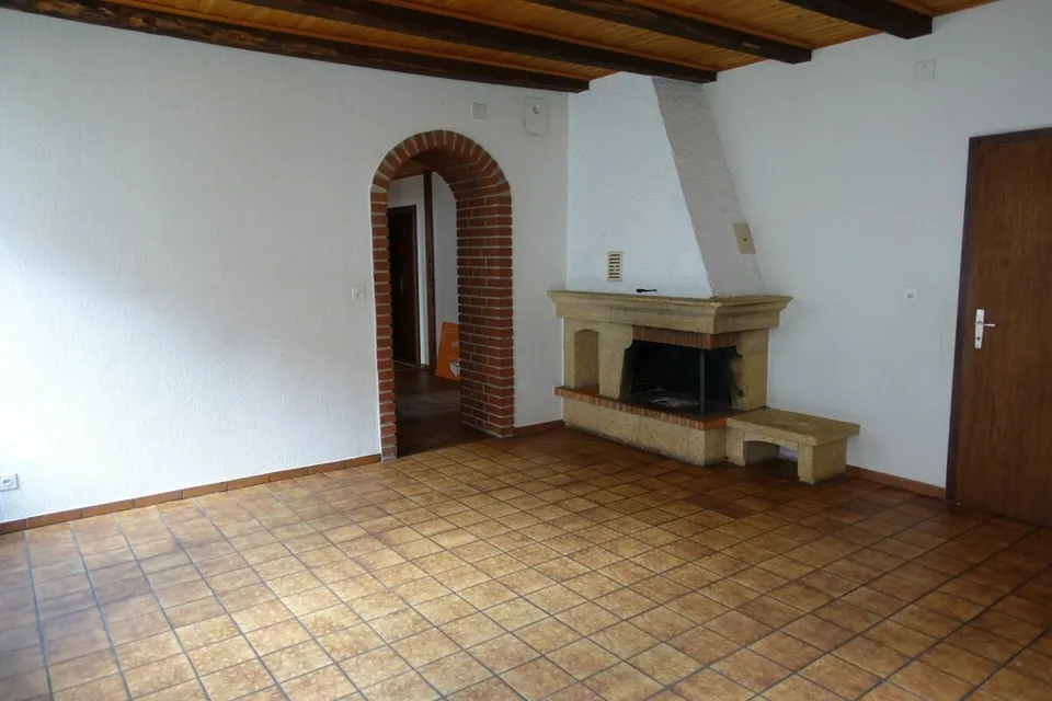 La Chaux-de-Fonds - Mietshaus mit 4 Wohnungen – Foto 2 von 7